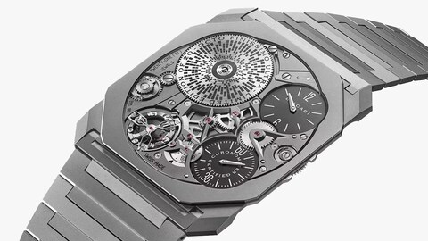 The New World’s Thinnest Mechanical Watch Makes the U.S. Quarter Look Thick