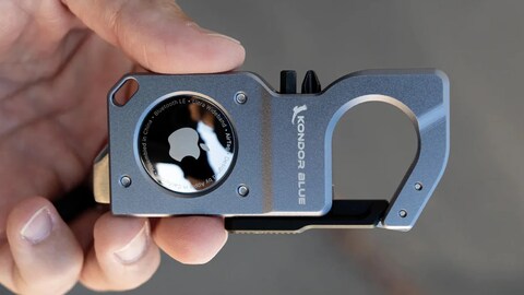 This Beautifully Machined Keychain Multi-Tool Includes a Feature We Haven’t Seen Before