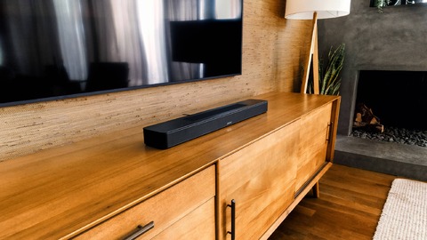 Bose’s Dolby Atmos Soundbar Has an Awesome Surround Sound Feature