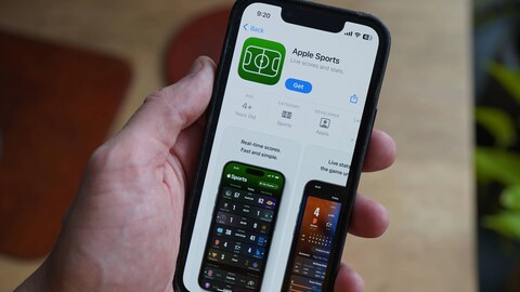 Apple’s Under the Radar App Is a Secret Weapon for Football Season