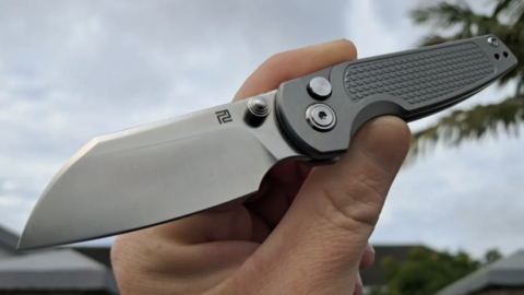 This Stunning New EDC Knife Taps Into One of the Year’s Hottest Trends