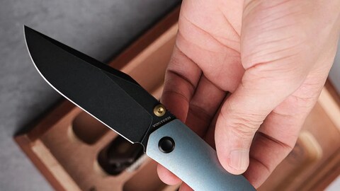 This Gorgeous New Pocket Knife Is a Minimalist Masterpiece