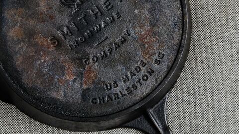 Some Cast-Iron Skillets Have a Hidden “Feature.” It’s Actually a Defect