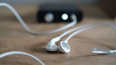 We Debunk a Common Myth of Cheap Wired Earbuds