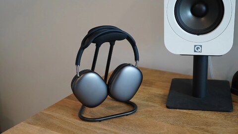 This Headphone Stand Is the Perfect Resting Place for Your AirPods Max
