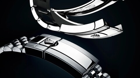 Oyster vs Jubilee: Which Rolex Bracelet Should You Choose?