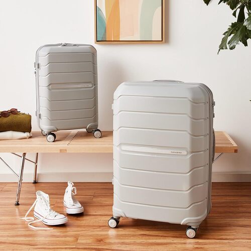 Save 54% on the Samsonite Freeform Hardside Expandable with Double Spinner Wheels