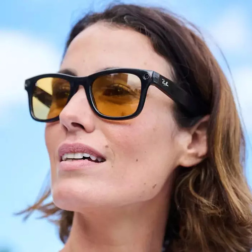 Ray-Ban Meta smart glasses can now describe landmarks for you