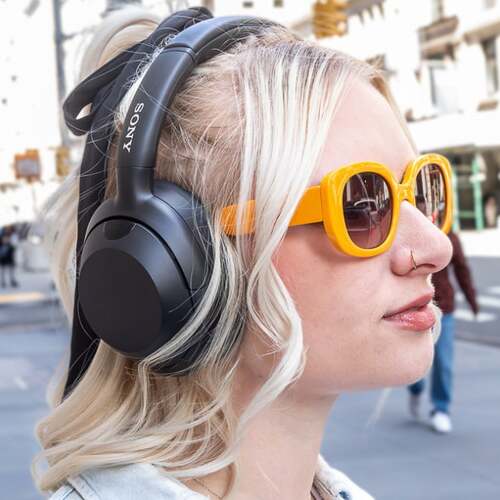 Our 8 favorite noise-cancelling headphones that actually work