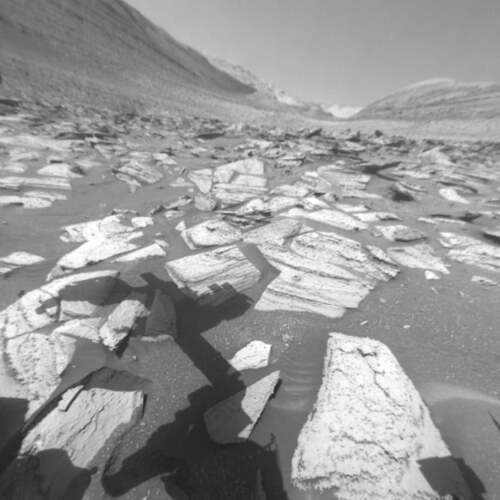 NASA rover posts glorious GIF of a Martian day