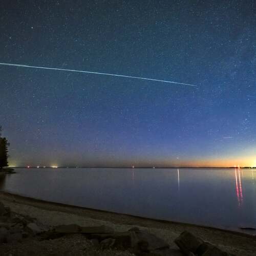 How to see the Lyrid meteor shower despite the bright moon