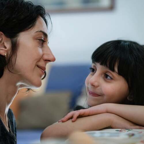 'Shayda' review: A personal and poetic debut about mothers and daughters