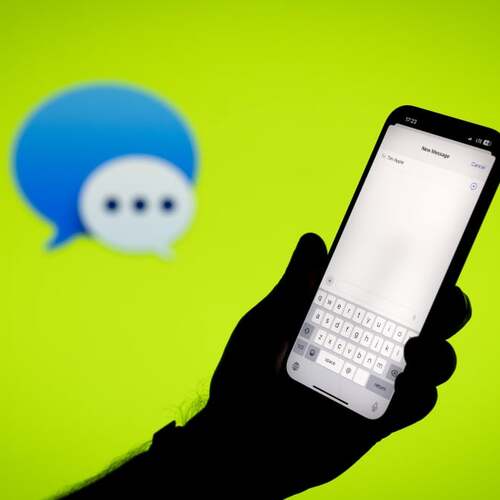 Apple shuts down app that lets Android users text with blue bubbles