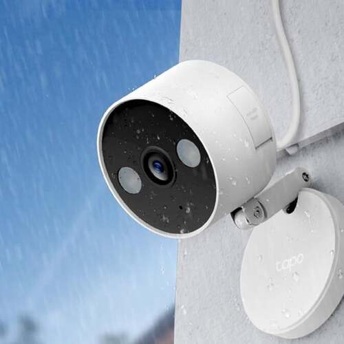 Get home security cameras up to 60% off and feel extra cozy this winter