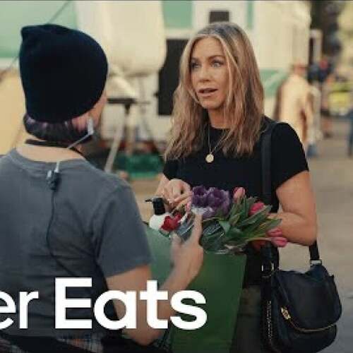 7. Jennifer Aniston and David Schwimmer have an awkward reunion in Uber Eats Super Bowl ad