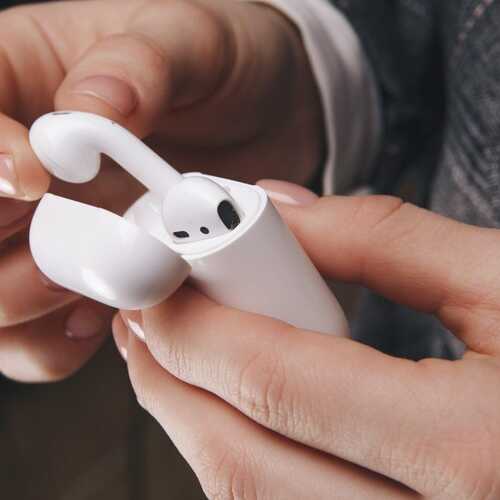 How to Connect AirPods to a Windows Laptop