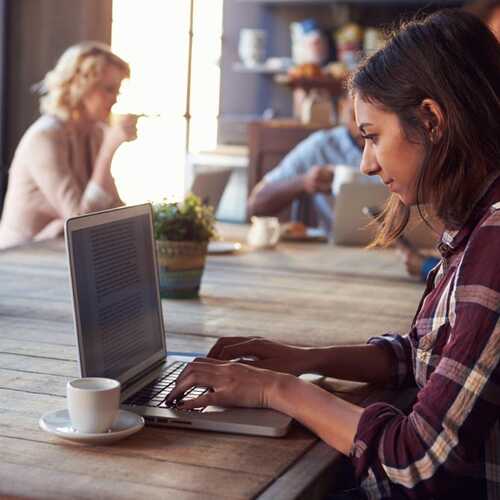 The Two Things You Need in a Coffee Shop to Actually Get Work Done