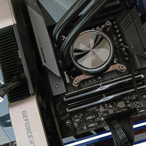 Intel's 'Raptor Lake' Bug Patch Is Here: How Much Does It Affect Performance?