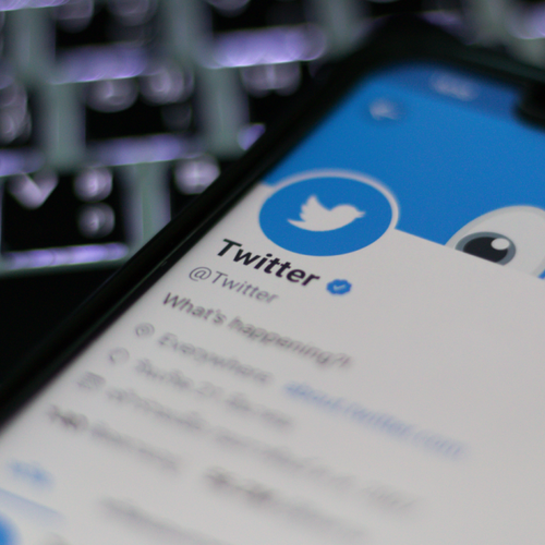 Twitter Acknowledges Its 'Verified' Spammer Problem With New DM Settings