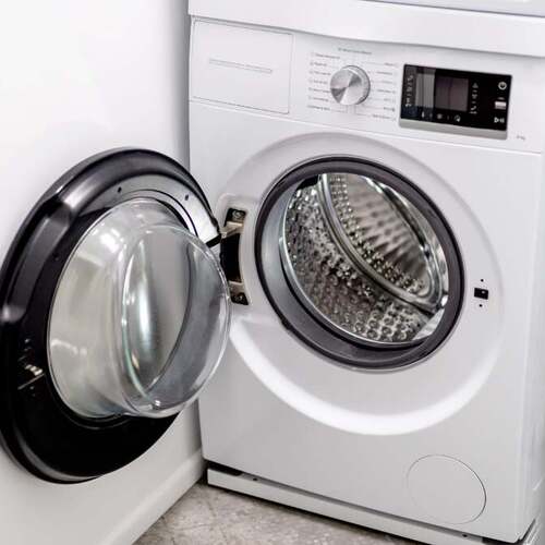 The Easiest Way to Clean Your Washing Machine