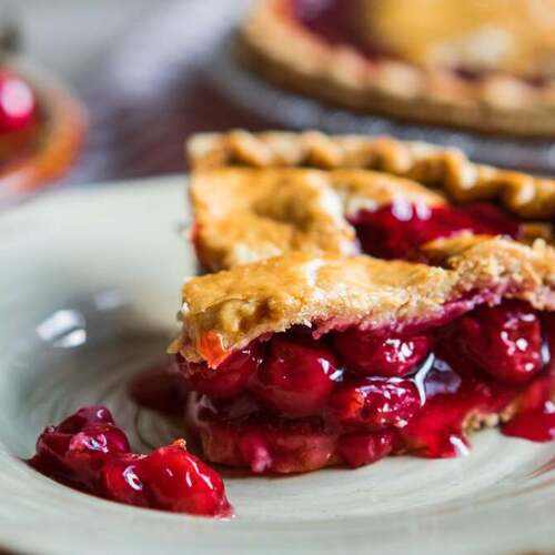 How to Make the Best Fruit Pie (With No Soggy Bottom)