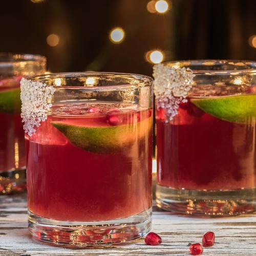 â€˜Batchâ€™ Your Cocktails for Holiday Hosting Success