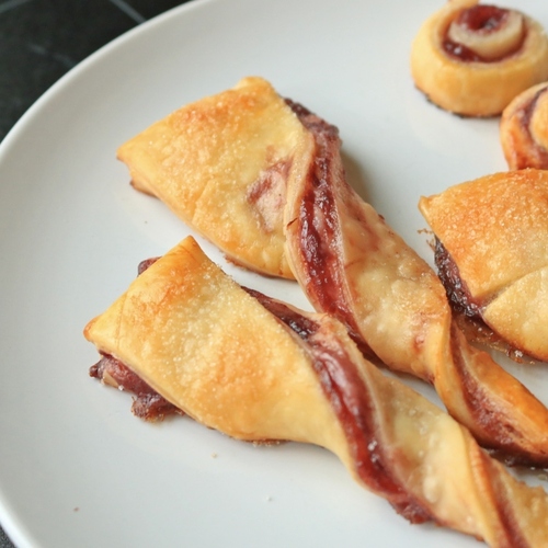 Make These Berry Cheesecake Twists Out of Leftover Pie Crust