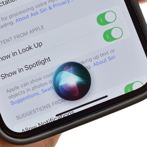 How to Make Siri’s Voice Louder in Your AirPods