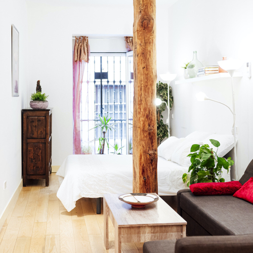 The Best Ways to Furnish a Small Living Space