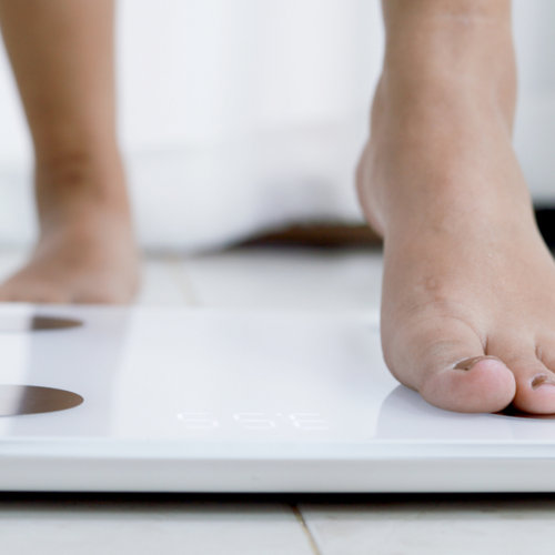 These Are the Best Smart (and Dumb) Bathroom Scales