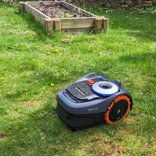 This Robot Lawn Mower Is a Solid Choice for Smaller Yards