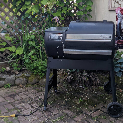 The Brisk It Origin Is the Best Smart Grill I've Ever Used