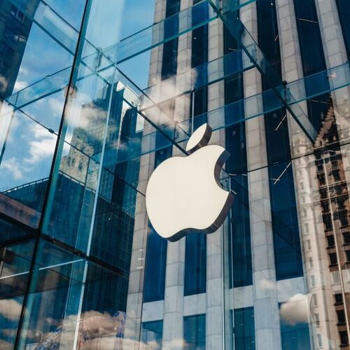 Apple Is Reportedly Making a Foldable iPhone