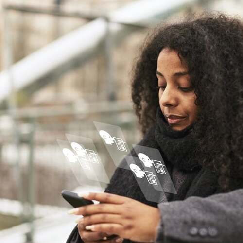 How to Avoid Scammers on Social Media