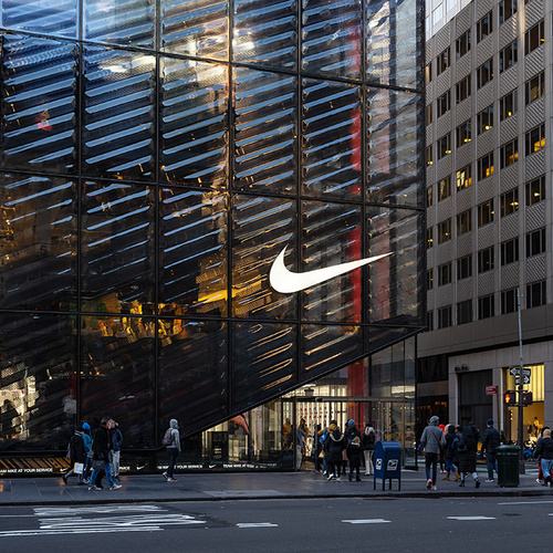 Brussel mag door met onderzoek naar belastingdeals Nike en Converse