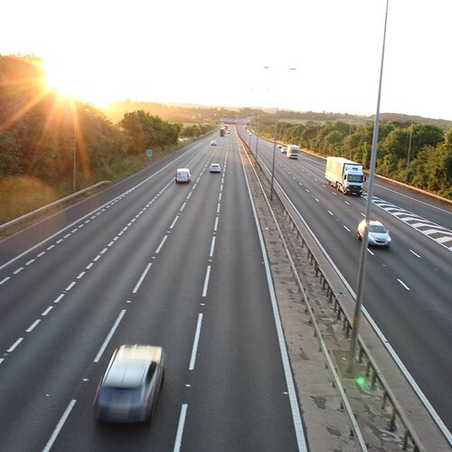 Oude autobelastingvoordelen zitten nieuwe milieudoelen dwars