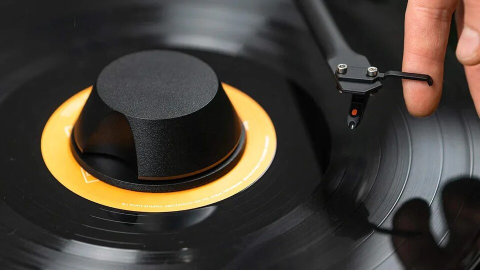 The Simple Hi-Fi Accessory That Instantly Improves the Sound of Your Turntable